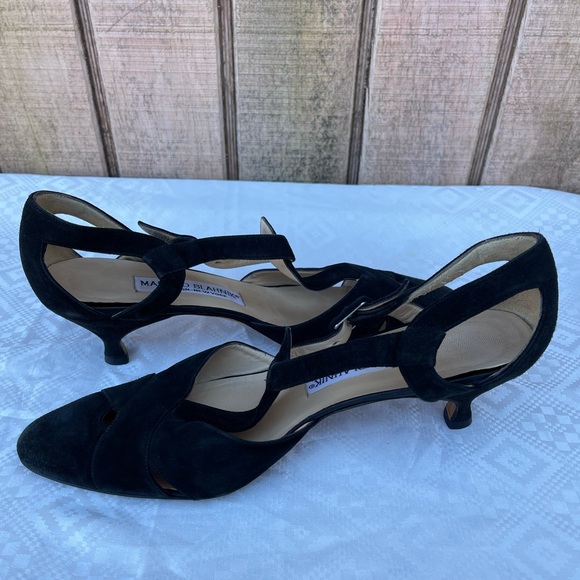 Manolo Blahnik Black Sued T-Bar Pump Size 37.5 - Picture 6 of 8